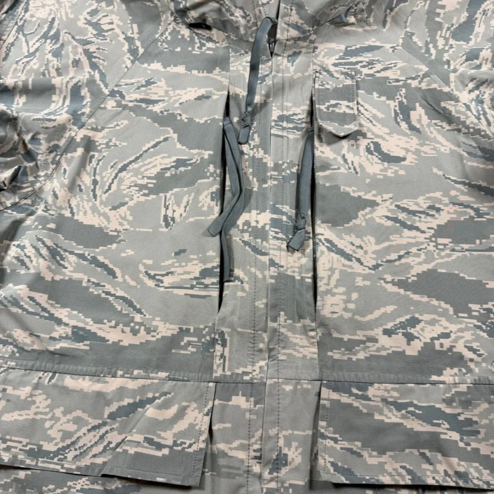 Tennier Industries USAF‎ Parka APECS Tiger Stripe Men Medium Short Hooded